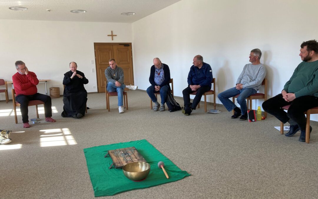 Fünf Tage Rückzug ins Kloster zur „Männerarbeit“